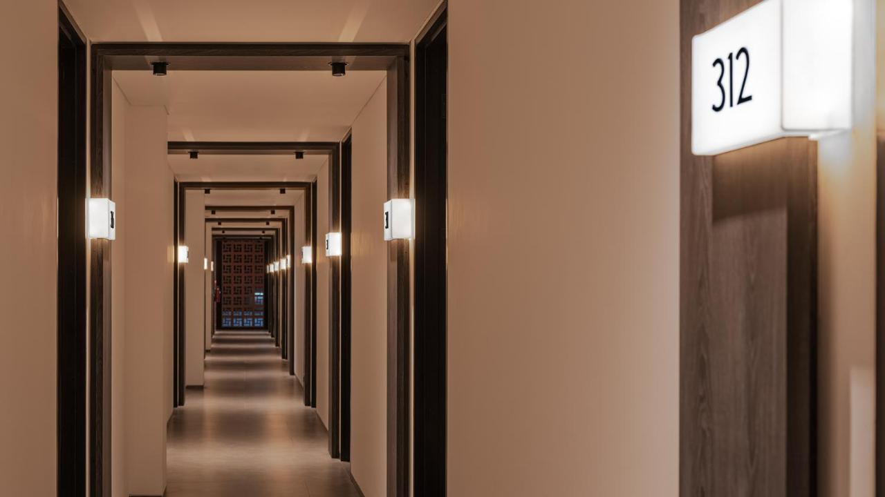 Rez Hotel Семаранг Екстериор снимка