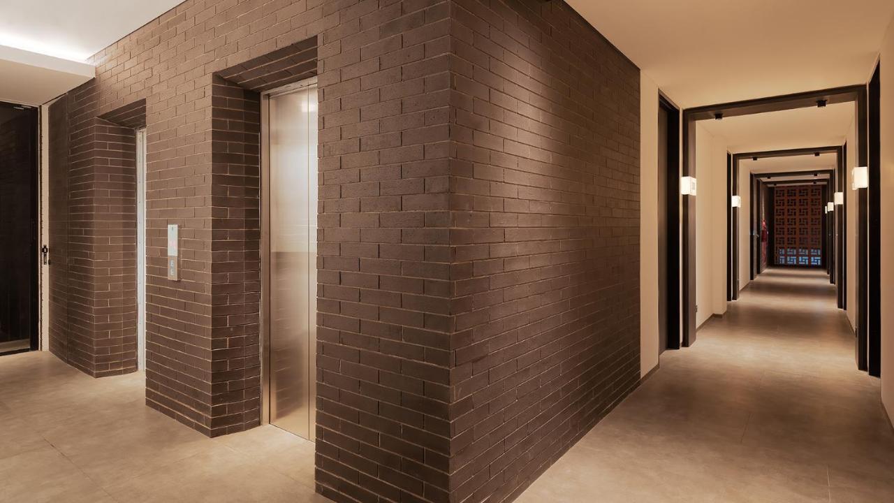 Rez Hotel Семаранг Екстериор снимка